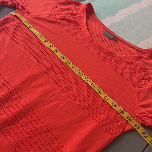 Athleta Orange Limitless, Perforated Mesh Long Sleeve Pullover‎ Athletic Top - Picture 8 of 9